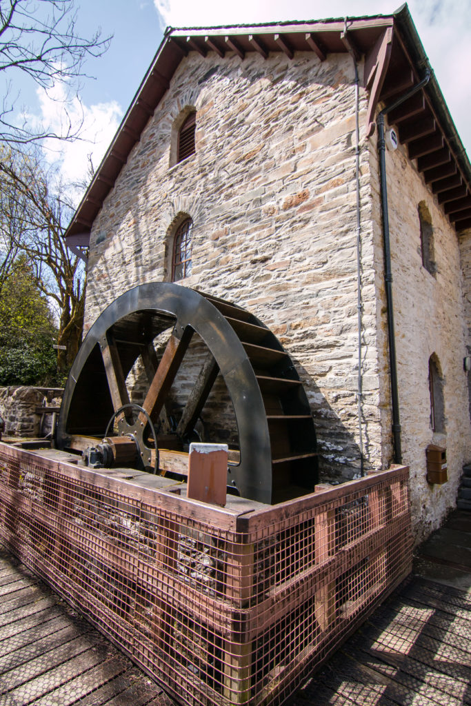 water wheel , Killin, arboursabroad