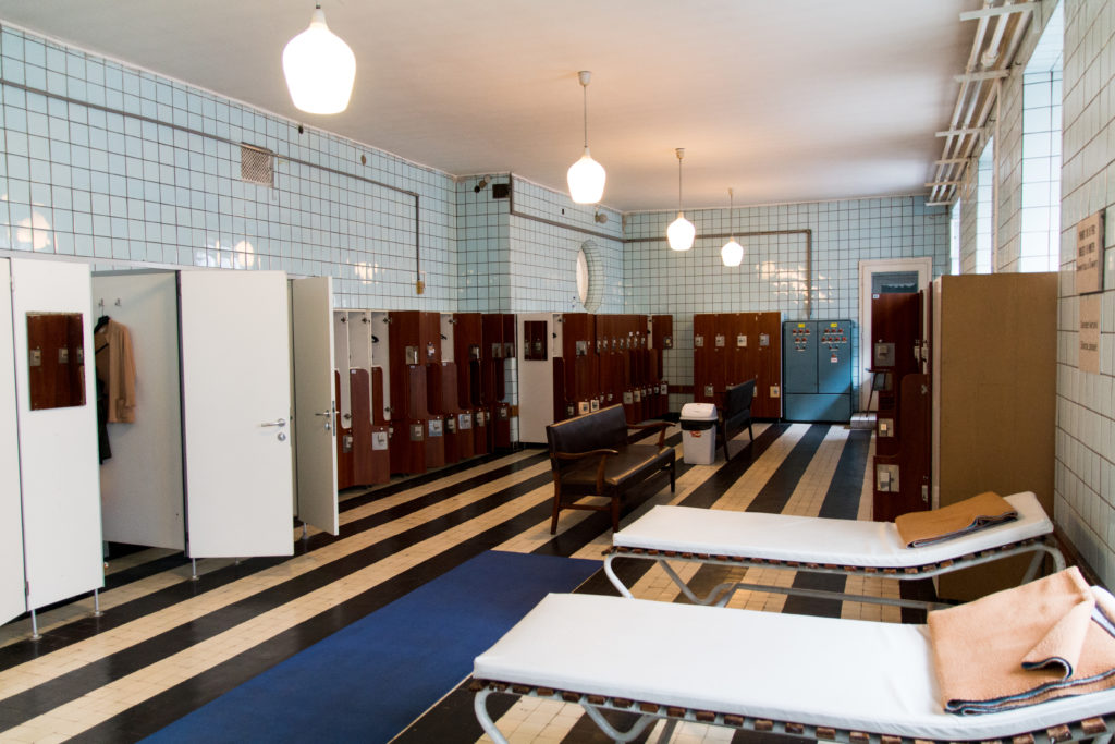 Kiraly Baths, budapest changing room, budapest thermal baths, historic budapest, arboursabroad