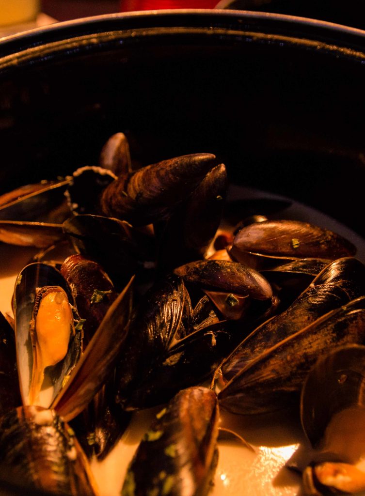 Mussels, scottish mussels, food to try in Scotland, food guide, arboursabroad