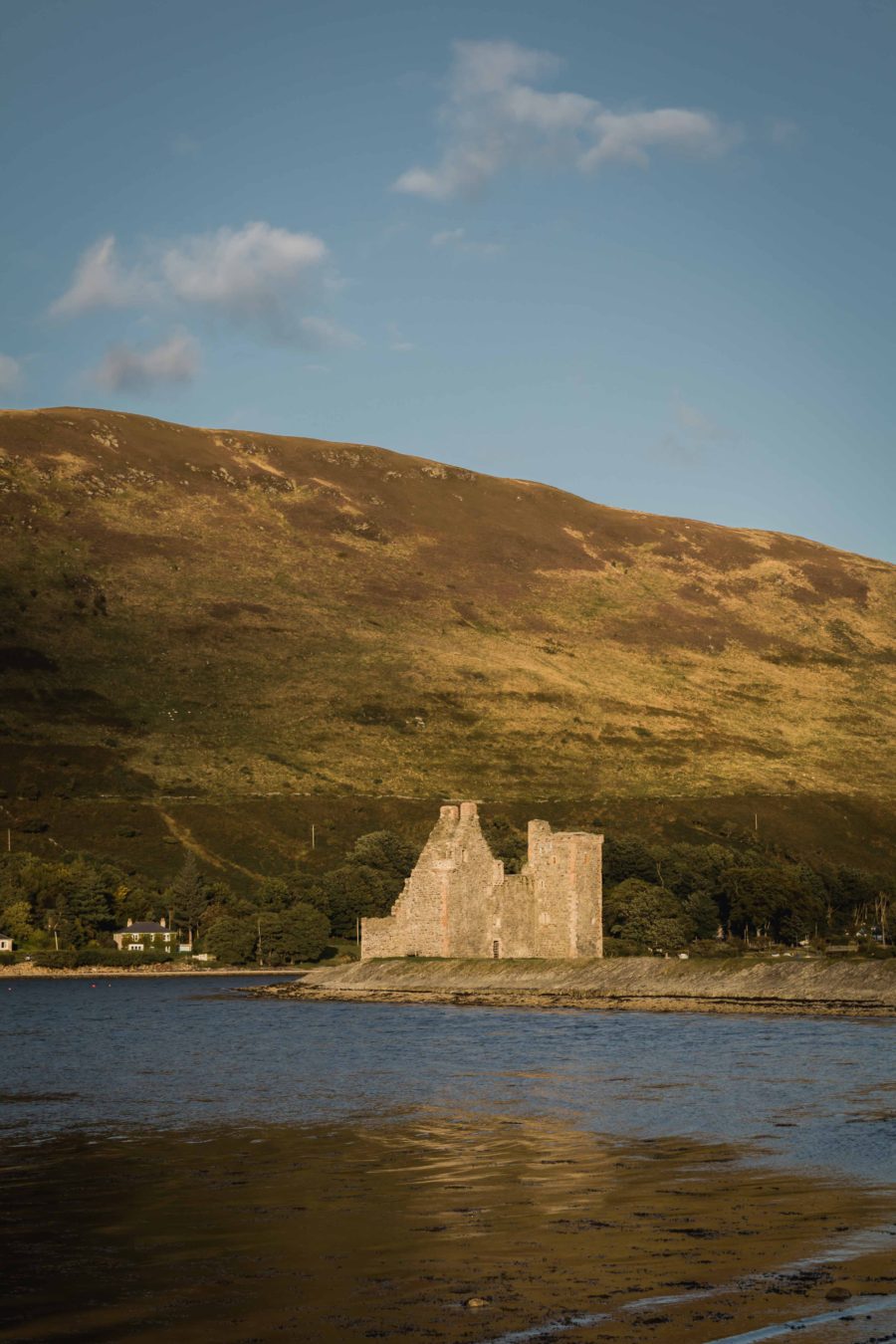 Scottish castle on water, lochranza castle, arboursabroad, castles on Arran, Isle of Arran