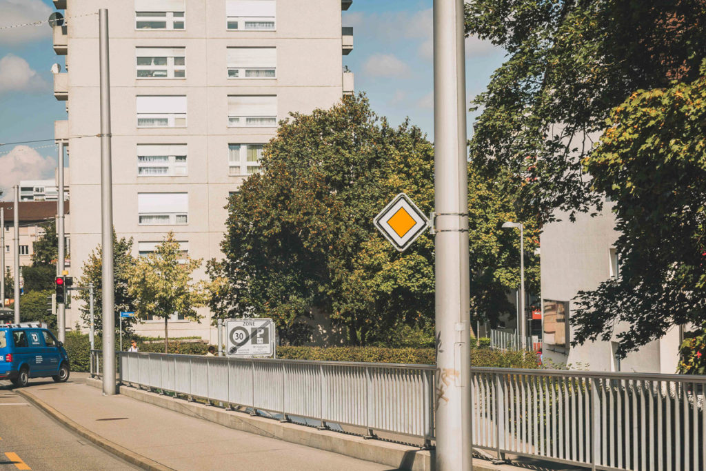 priority marking, driving in Switzerland, Switzerland road signs, arboursabroad