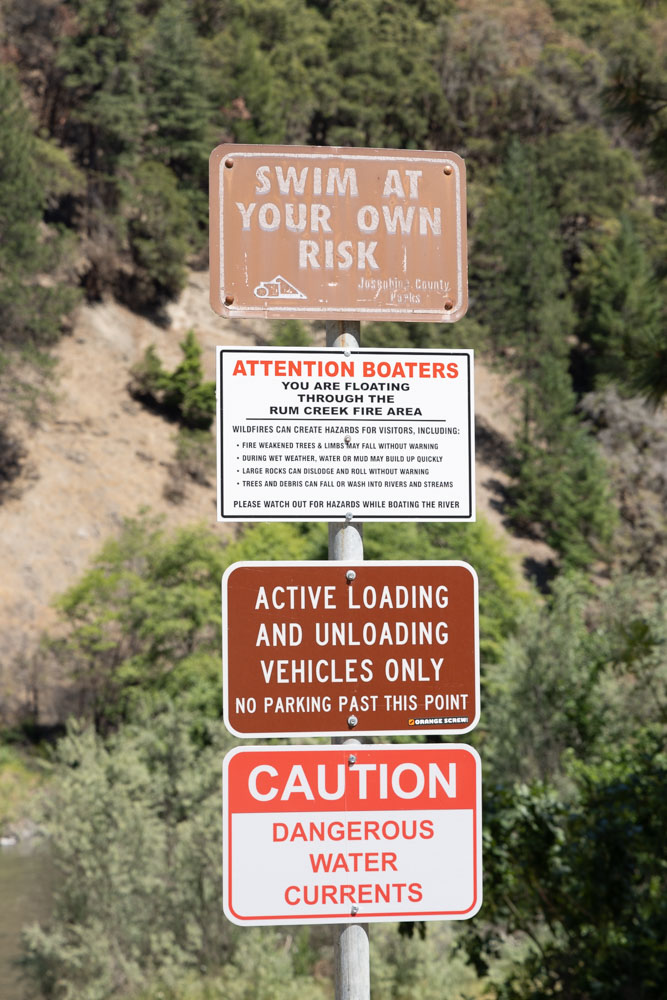 Warning Signs on River, Rogue River, Caution Signs, ArboursAbroad