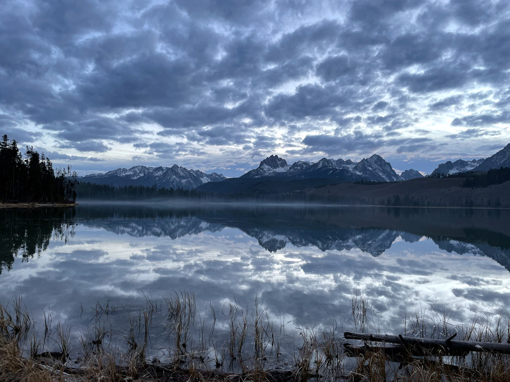 mountain and cloud reflection on lake at sunset, ArboursArboad