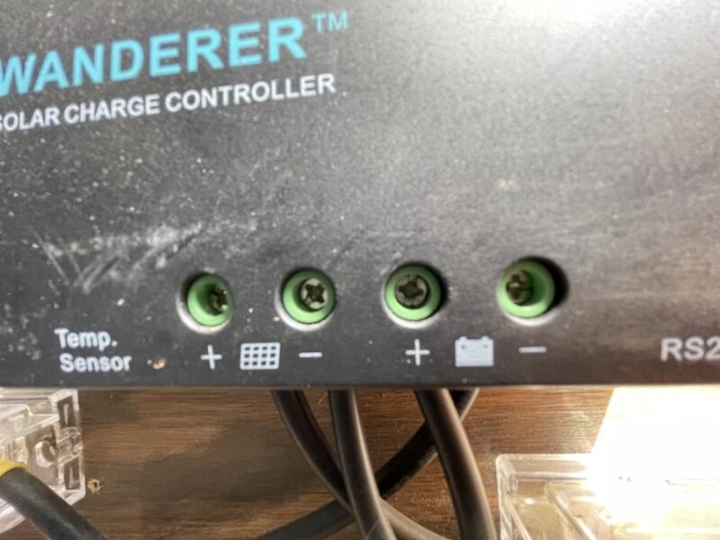 Renogy's Wanderer charge controller connector holes, ArboursAbroad
