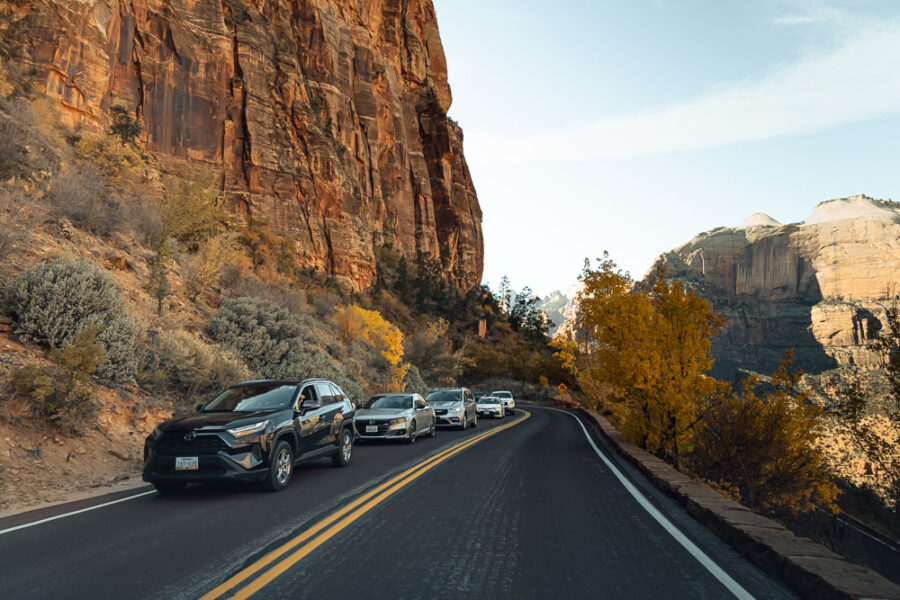 Zion-Mount Carmel Tunnel line, Zion traffic, ArboursAbroad, Utah, National Park
