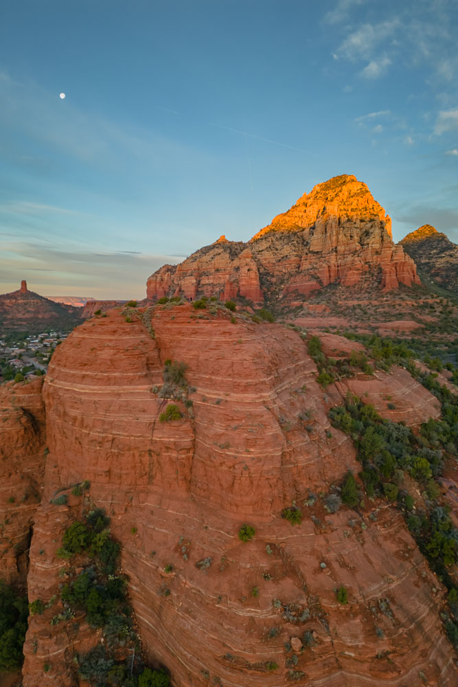 sunrise in Sedona, Sugarloaf Trail Sedona at sunrise, ArboursAbroad, Sedona drone shot